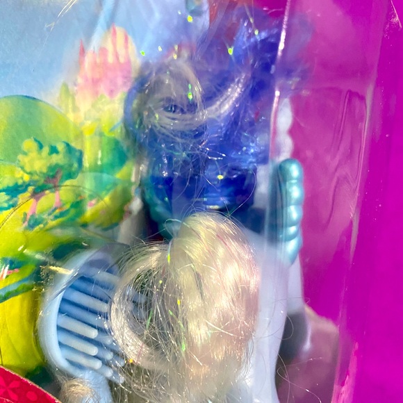 MY LITTLE PONY G3 NWT VTG 2005 CRYSTAL PRINCESS PEGASUS WINGED PONY SILVER GLOW - Picture 6 of 16